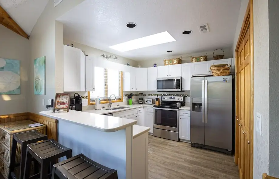Private Pool, Oceanside, Walkable to Dow...